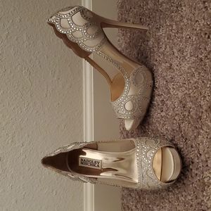 Badgley Mischka Platform heels